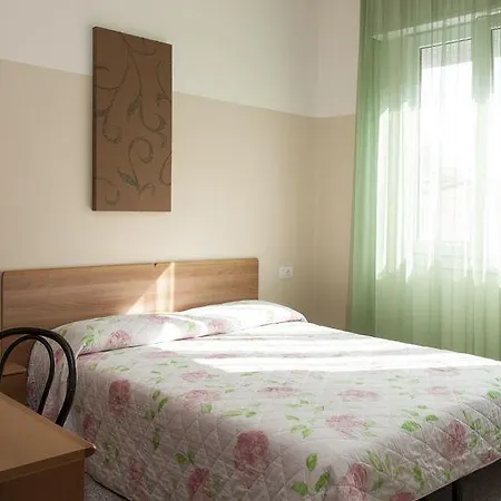Mare Live Hotel 2*